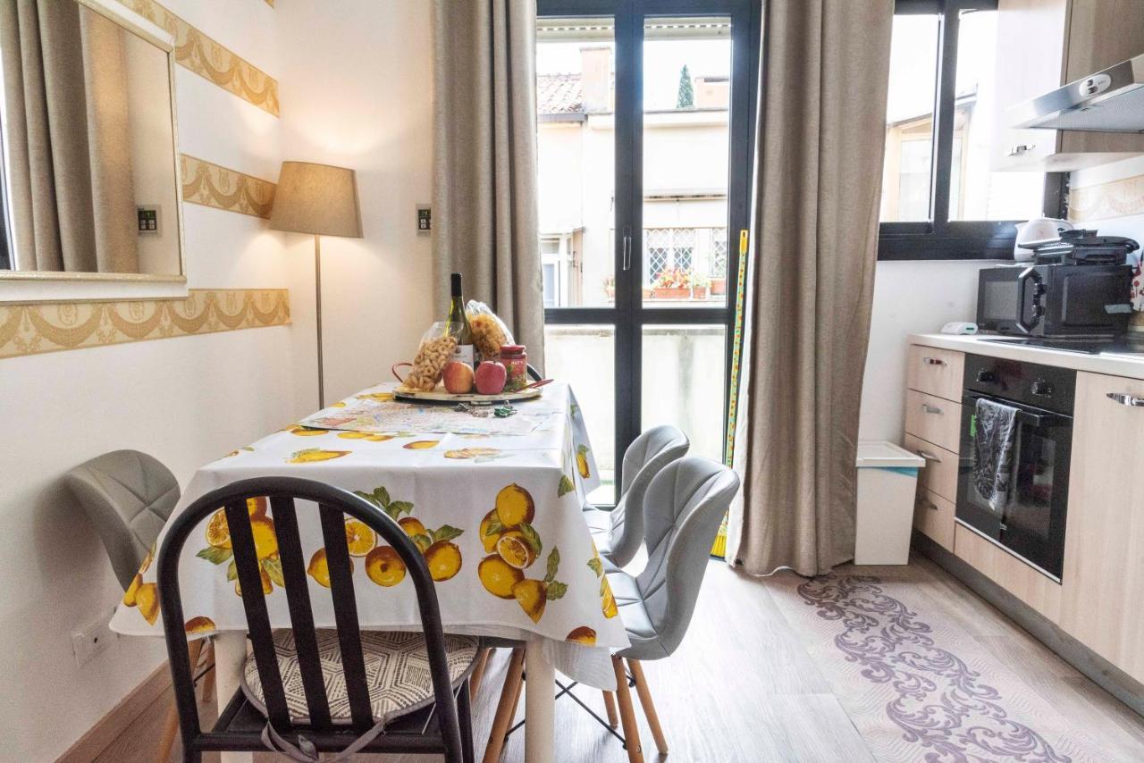 Merulana Suite S.Peter Rome Bagian luar foto